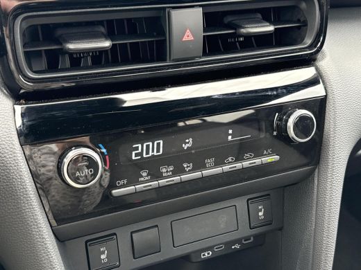 Toyota Yaris Cross 1.5 Hybrid Dynamic Ultimate **STOEL EN STUIURWIELVERWARMING/ KEYLESS/ ADAPTIEF CRUISE CONTROL/ 36... ActivLease financial lease
