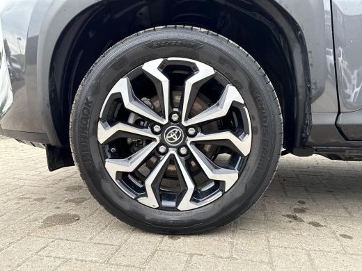 Toyota Yaris Cross 1.5 Hybrid Dynamic Ultimate **STOEL EN STUIURWIELVERWARMING/ KEYLESS/ ADAPTIEF CRUISE CONTROL/ 36... ActivLease financial lease