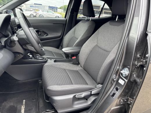 Toyota Yaris Cross 1.5 Hybrid Dynamic Ultimate **STOEL EN STUIURWIELVERWARMING/ KEYLESS/ ADAPTIEF CRUISE CONTROL/ 36... ActivLease financial lease