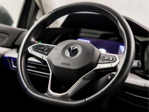 Volkswagen Golf 1.0 eTSI Sport Automaat (APPLE CARPLAY, GROOT NAVI, KEYLESS, SFEERVERLICHTING, SPORTSTOELEN, LM V... ActivLease financial lease