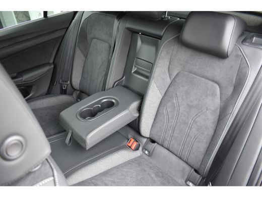 Volkswagen Golf Style Edition eHybrid | 'App-Connect' draadloze smartphone integratie | Afstandscontrolesysteem (... ActivLease financial lease