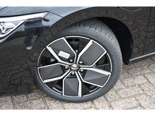 Volkswagen Golf Style Edition eHybrid | 'App-Connect' draadloze smartphone integratie | Afstandscontrolesysteem (... ActivLease financial lease