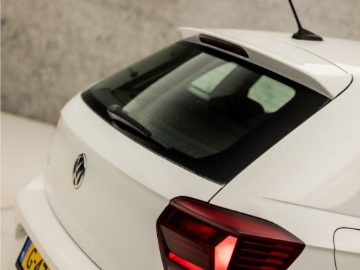 Volkswagen Polo 1.0 Sportline (APPLE CARPLAY, GROOT NAVI, SPORTSTOELEN, CRUISE, LED ACHTERLICHTEN, NIEUWE APK, NI... ActivLease financial lease