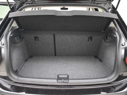 Volkswagen Polo 1.0 TSI Comfortline | 96pk | Parkeersensoren v+a | Navigatie via app connect | Licht en zicht pak... ActivLease financial lease