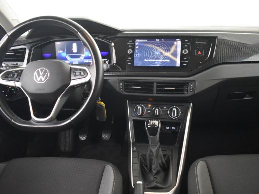 Volkswagen Polo 1.0 TSI Life 96pk | Navigatie | App connect | Adaptief cruise control | DAB radio | Airco | 15"LMV ActivLease financial lease
