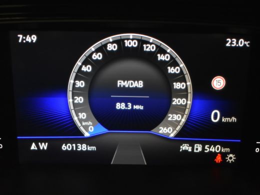 Volkswagen Polo 1.0 TSI Life 96pk | Navigatie | App connect | Adaptief cruise control | DAB radio | Airco | 15"LMV ActivLease financial lease
