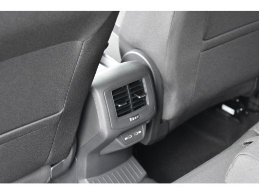 Volkswagen T-Roc Life Edition | 'App-Connect' draadloze smartphone integratie | 'App-Connect' smartphone integrati... ActivLease financial lease