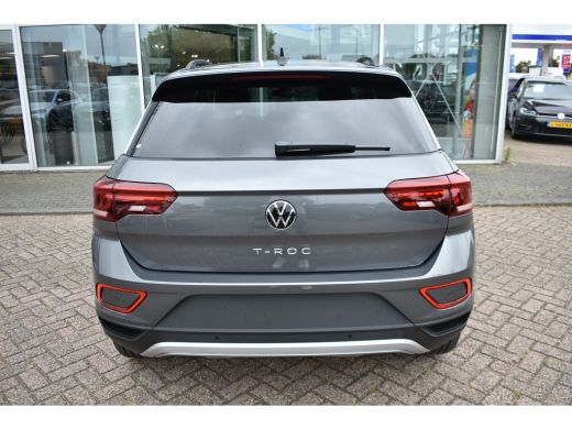 Volkswagen T-Roc Life Edition | 'App-Connect' draadloze smartphone integratie | 'App-Connect' smartphone integrati... ActivLease financial lease