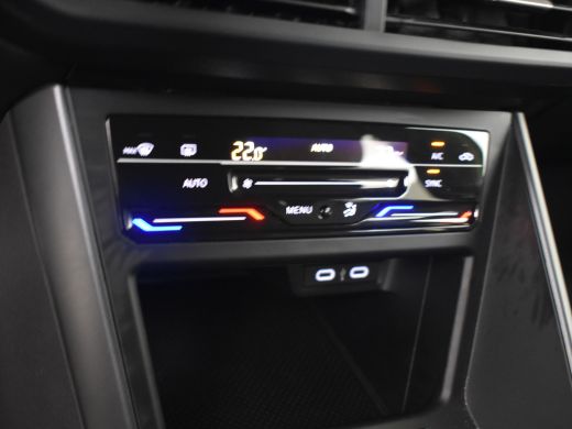 Volkswagen Taigo 1.0 TSI R-Line 116pk | Camera achter |  Keyless | App connect |  Led koplampen | Navigatie via ap... ActivLease financial lease