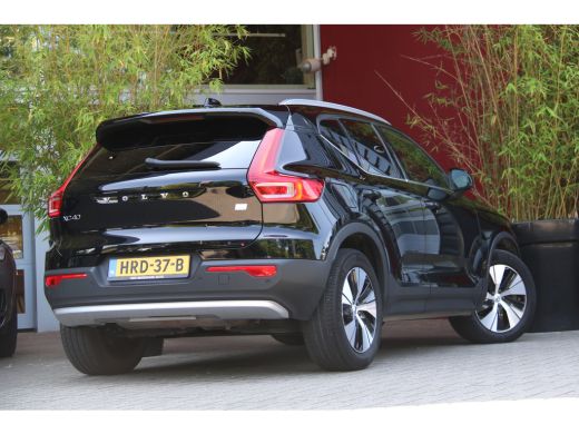 Volvo  XC40 1.5 T4 Recharge Inscription Expression | Camera | Keyless | CarPlay | 18" Velgen ActivLease financial lease