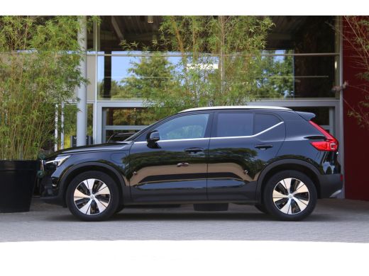 Volvo  XC40 1.5 T4 Recharge Inscription Expression | Camera | Keyless | CarPlay | 18" Velgen ActivLease financial lease