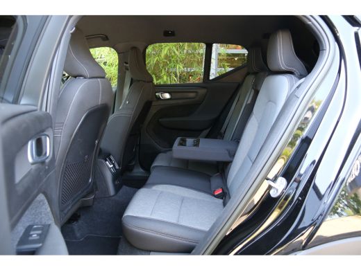 Volvo  XC40 1.5 T4 Recharge Inscription Expression | Camera | Keyless | CarPlay | 18" Velgen ActivLease financial lease
