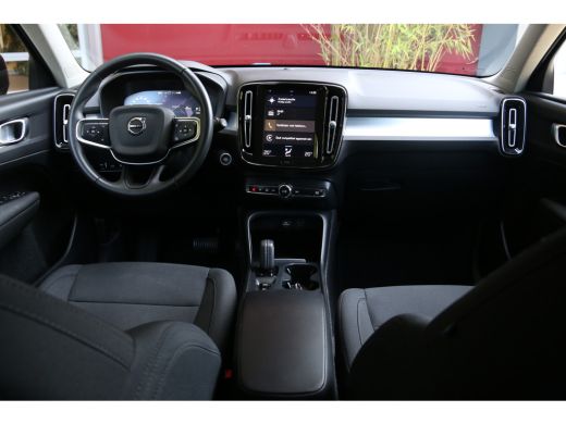 Volvo  XC40 1.5 T5 Recharge Business Pro | Camera | Keyless | Navigatie | 18" Velgen ActivLease financial lease