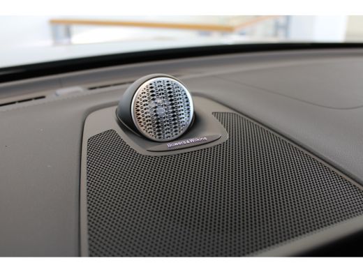 Volvo  XC60 T6 350PK AWD Ultra Black Edition | B&W audio | Luchtvering | 22" | Massage/ventilatie | Full LED ActivLease financial lease