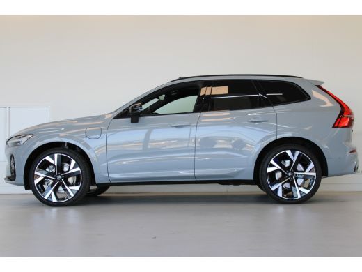 Volvo  XC60 T6 350PK AWD Ultra Black Edition | B&W audio | Luchtvering | 22" | Massage/ventilatie | Full LED ActivLease financial lease