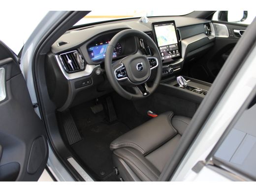 Volvo  XC60 T6 350PK AWD Ultra Black Edition | B&W audio | Luchtvering | 22" | Massage/ventilatie | Full LED ActivLease financial lease