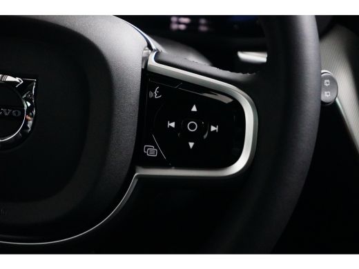 Volvo  XC60 T6 AWD Plus Black Ed. | Achterbank verwarmd | Achteruitrijcamera | Contourstoelen ActivLease financial lease