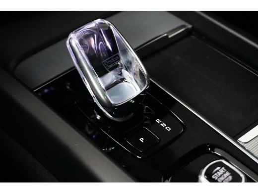 Volvo  XC60 T6 AWD Plus Black Ed. | Achterbank verwarmd | Achteruitrijcamera | Contourstoelen ActivLease financial lease