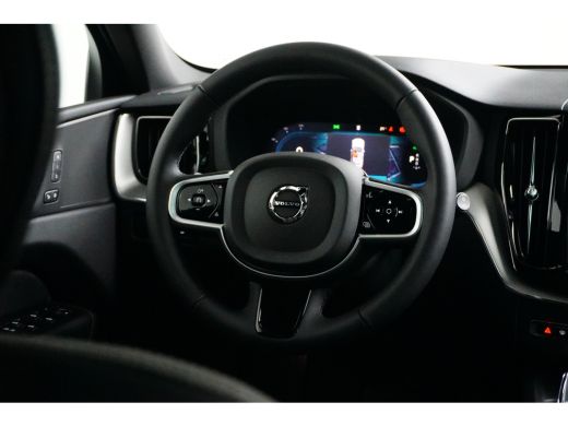 Volvo  XC60 T6 AWD Plus Black Ed. | Achterbank verwarmd | Achteruitrijcamera | Contourstoelen ActivLease financial lease