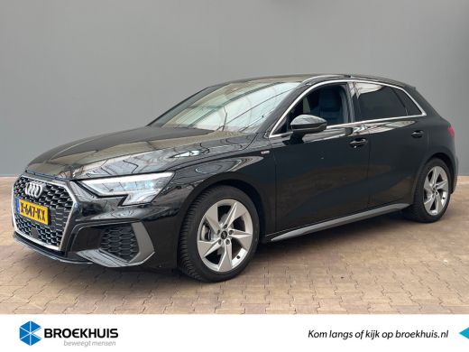 Audi A3 Sportback 30 TFSI S edition | Cruise Control  | PDC Achter | Stoelverwarming voor | Apple Carplay...