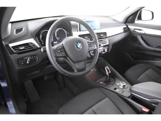 BMW X1 sDrive18i *1ste Eigenaar*Navigatie*Trekhaak*Carplay* ActivLease financial lease