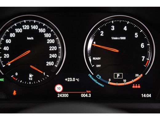 BMW X1 sDrive18i *1ste Eigenaar*Navigatie*Trekhaak*Carplay* ActivLease financial lease