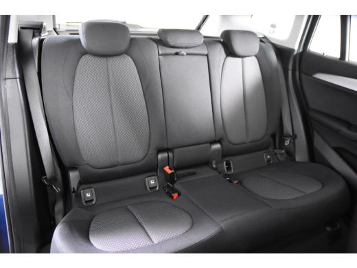 BMW X1 sDrive18i *1ste Eigenaar*Navigatie*Trekhaak*Carplay* ActivLease financial lease
