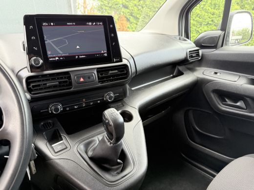 Citroën Berlingo 1.5 BlueHDI 102 PK / L2H1 / TREKHAAK / IMPERIAAL / INRICHTING / AIRCO / CAMERA ActivLease financial lease