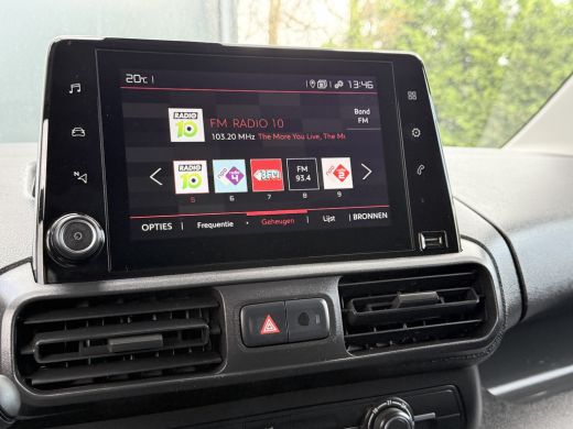 Citroën Berlingo 1.5 BlueHDI 102 PK / L2H1 / TREKHAAK / IMPERIAAL / INRICHTING / AIRCO / CAMERA ActivLease financial lease