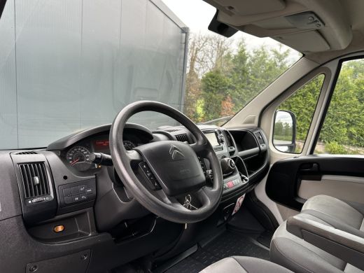 Citroën Jumper 2.2 HDI 131 PK ZWAAR / L2H2 / 7-PERS DUBBELE CABINE / AIRCO / 3 TONS TREKHAAK / CAMERA / INRICHTING ActivLease financial lease