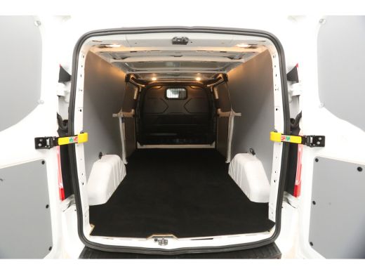 Ford Transit Custom 300 2.0 TDCI L2H1 Automaat 2xSchuifdeur LED Airco Camera Cruise Carplay PDC 3 Persoons ActivLease financial lease