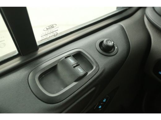 Ford Transit Custom 320 2.0 TDCI L1H1 Airco Cruise LED Parkeersensoren 3 Persoons Schuifdeur ActivLease financial lease