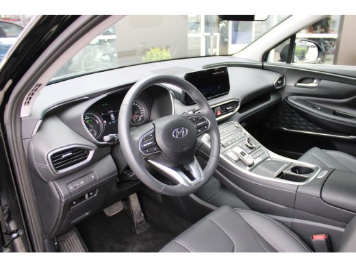 Hyundai Santa Fe 1.6 T-GDI PHEV Comfort Smart 7p. | Eleketrisch bedienbare stoelen | Lederen bekleding | Navigatie... ActivLease financial lease