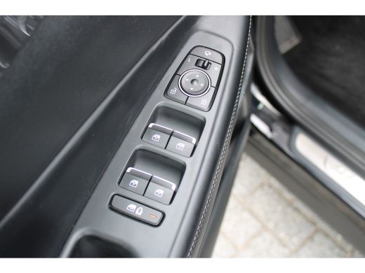 Hyundai Santa Fe 1.6 T-GDI PHEV Comfort Smart 7p. | Eleketrisch bedienbare stoelen | Lederen bekleding | Navigatie... ActivLease financial lease