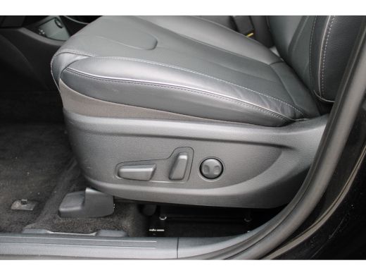 Hyundai Santa Fe 1.6 T-GDI PHEV Comfort Smart 7p. | Eleketrisch bedienbare stoelen | Lederen bekleding | Navigatie... ActivLease financial lease