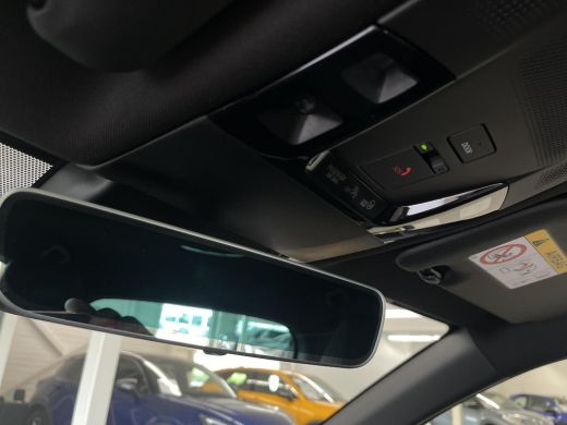Lexus LBX 2WD Comfort & Safety Pack ActivLease financial lease