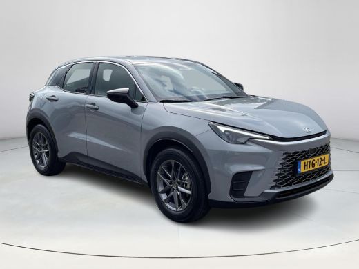 Lexus LBX 2WD Comfort & Safety Pack ActivLease financial lease