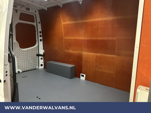 Mercedes-Benz Sprinter 316 CDI 164pk L2H2 Euro6 Airco | 2800kg Trekhaak | Cruisecontrol Parkeersensoren, Chauffeursstoel ActivLease financial lease
