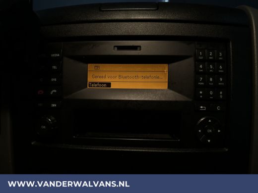 Mercedes-Benz Sprinter 316 CDI 164pk L2H2 Euro6 Airco | 2800kg Trekhaak | Cruisecontrol Parkeersensoren, Chauffeursstoel ActivLease financial lease