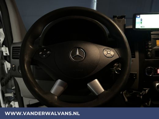 Mercedes-Benz Sprinter 316 CDI 164pk L2H2 Euro6 Airco | 2800kg Trekhaak | Cruisecontrol Parkeersensoren, Chauffeursstoel ActivLease financial lease
