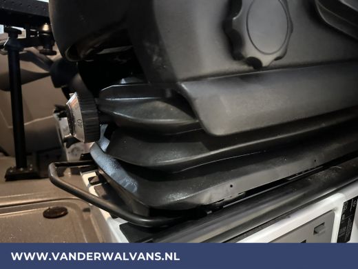 Mercedes-Benz Sprinter 316 CDI 164pk L2H2 Euro6 Airco | 2800kg Trekhaak | Cruisecontrol Parkeersensoren, Chauffeursstoel ActivLease financial lease