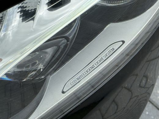 Mercedes-Benz Vito 114 CDI 136 PK AUTOMAAT / DUBBELE CABINE / 1e EIG. / TREKHAAK / CAMERA / ECC ActivLease financial lease
