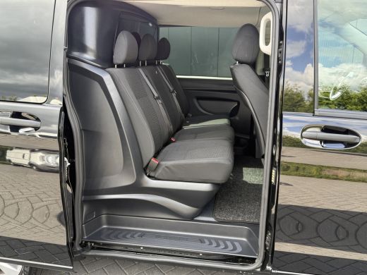 Mercedes-Benz Vito 114 CDI 136 PK AUTOMAAT / DUBBELE CABINE / 1e EIG. / TREKHAAK / CAMERA / ECC ActivLease financial lease