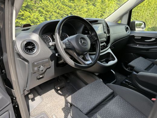 Mercedes-Benz Vito 114 CDI 136 PK AUTOMAAT / DUBBELE CABINE / 1e EIG. / TREKHAAK / CAMERA / ECC ActivLease financial lease