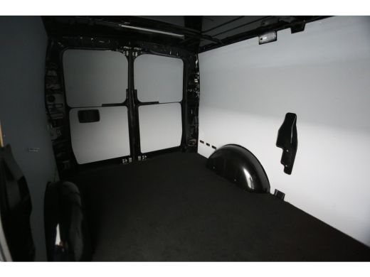 Mercedes-Benz Vito 114 CDI Lang Automaat Airco Camera Carplay Cruise Trekhaak Navigatie 3 Persoons 18''LMV ActivLease financial lease