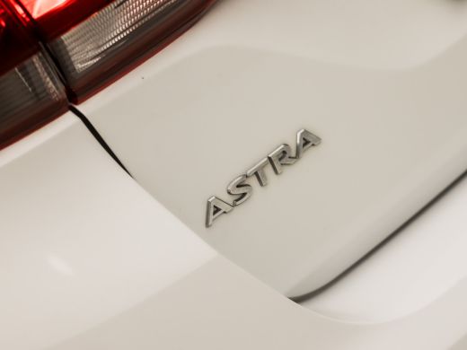 Opel Astra Sports Tourer 1.2 Sport (APPLE CARPLAY, NAVIGATIE, CLIMATE, CAMERA, ADAPTIVE CRUISE, SPORTSTOELEN... ActivLease financial lease