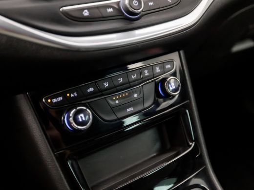 Opel Astra Sports Tourer 1.2 Sport (APPLE CARPLAY, NAVIGATIE, CLIMATE, CAMERA, ADAPTIVE CRUISE, SPORTSTOELEN... ActivLease financial lease