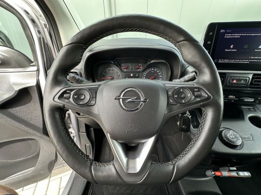 Opel Combo 1.5 BlueHDi 130 PK AUTOMAAT / L2H1 / 31.834 KM / CAMERA / ECC / CRUISE / TREKHAAK / STUURVERWARMING ActivLease financial lease