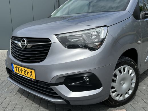Opel Combo 1.5 BlueHDi 130 PK AUTOMAAT / L2H1 / 31.834 KM / CAMERA / ECC / CRUISE / TREKHAAK / STUURVERWARMING ActivLease financial lease