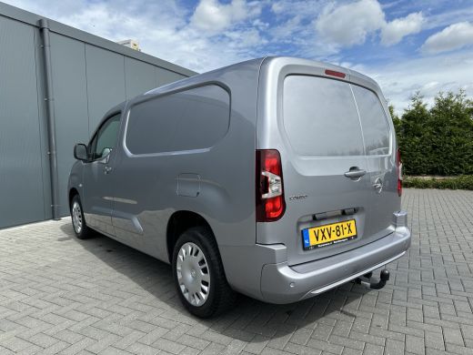 Opel Combo 1.5 BlueHDi 130 PK AUTOMAAT / L2H1 / 31.834 KM / CAMERA / ECC / CRUISE / TREKHAAK / STUURVERWARMING ActivLease financial lease